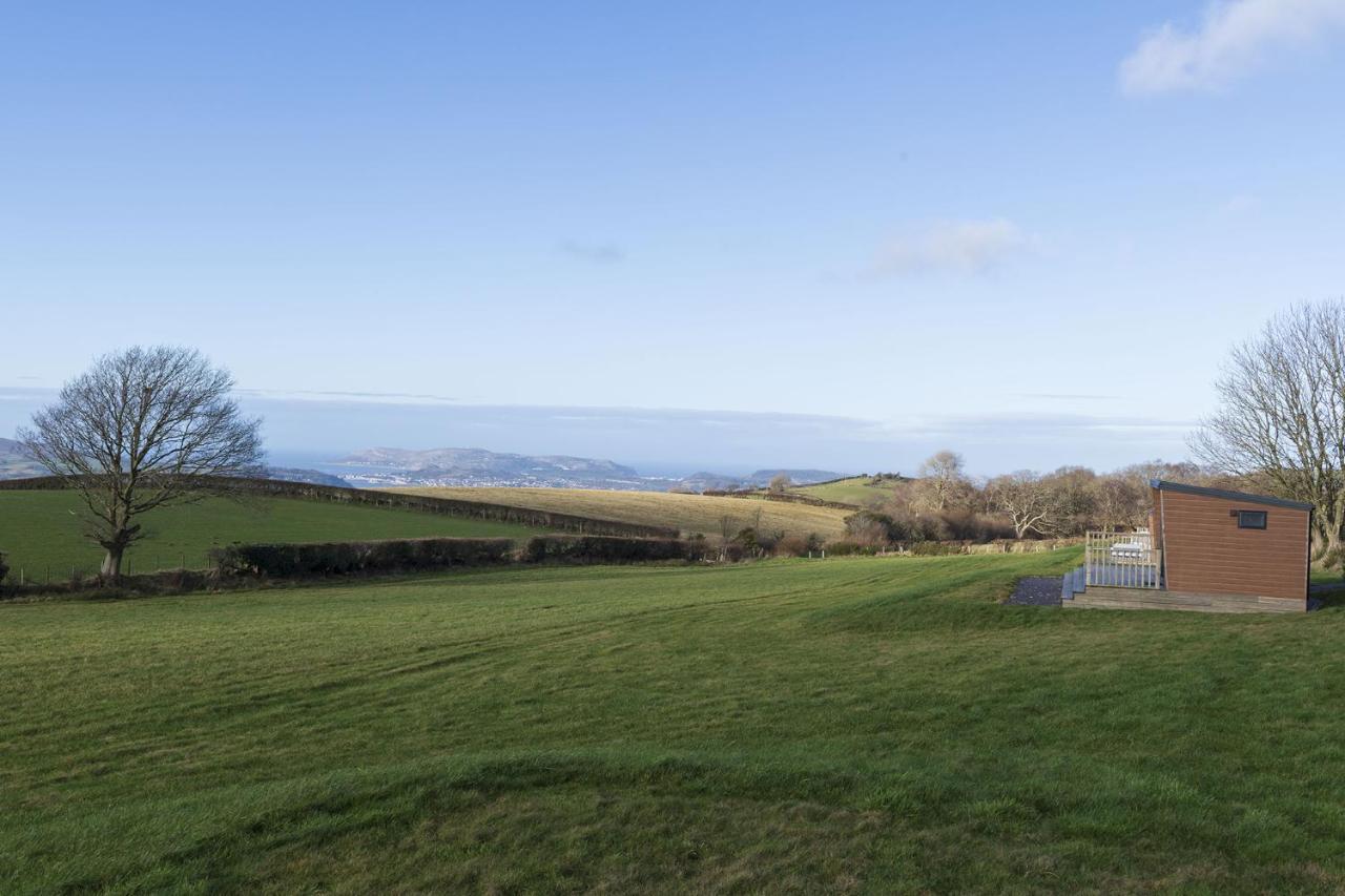 Waenfechan Glamping With Hot Tubs Colwyn Bay Exterior foto