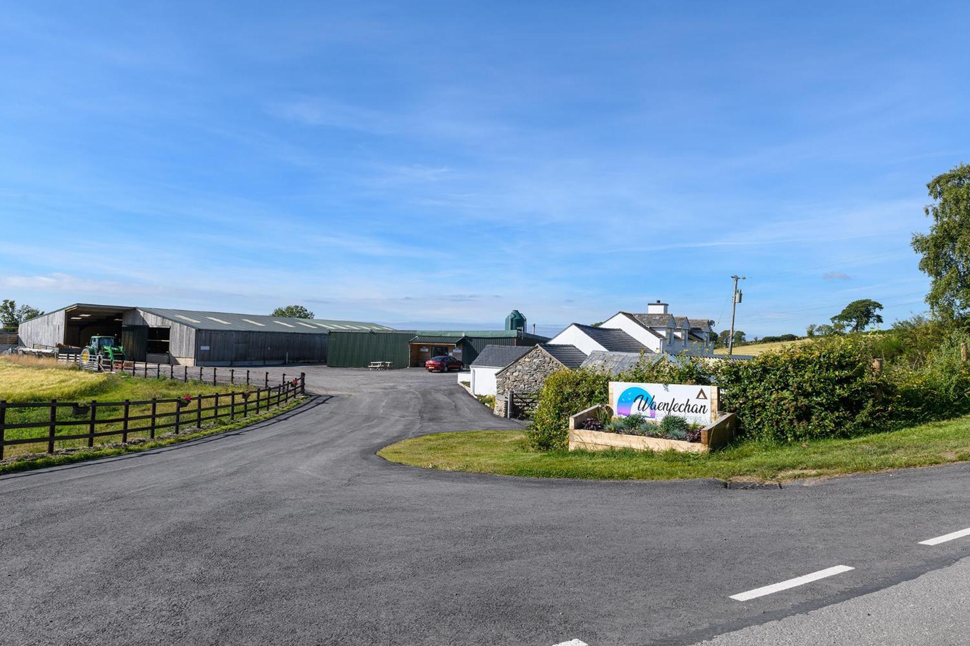 Waenfechan Glamping With Hot Tubs Colwyn Bay Exterior foto