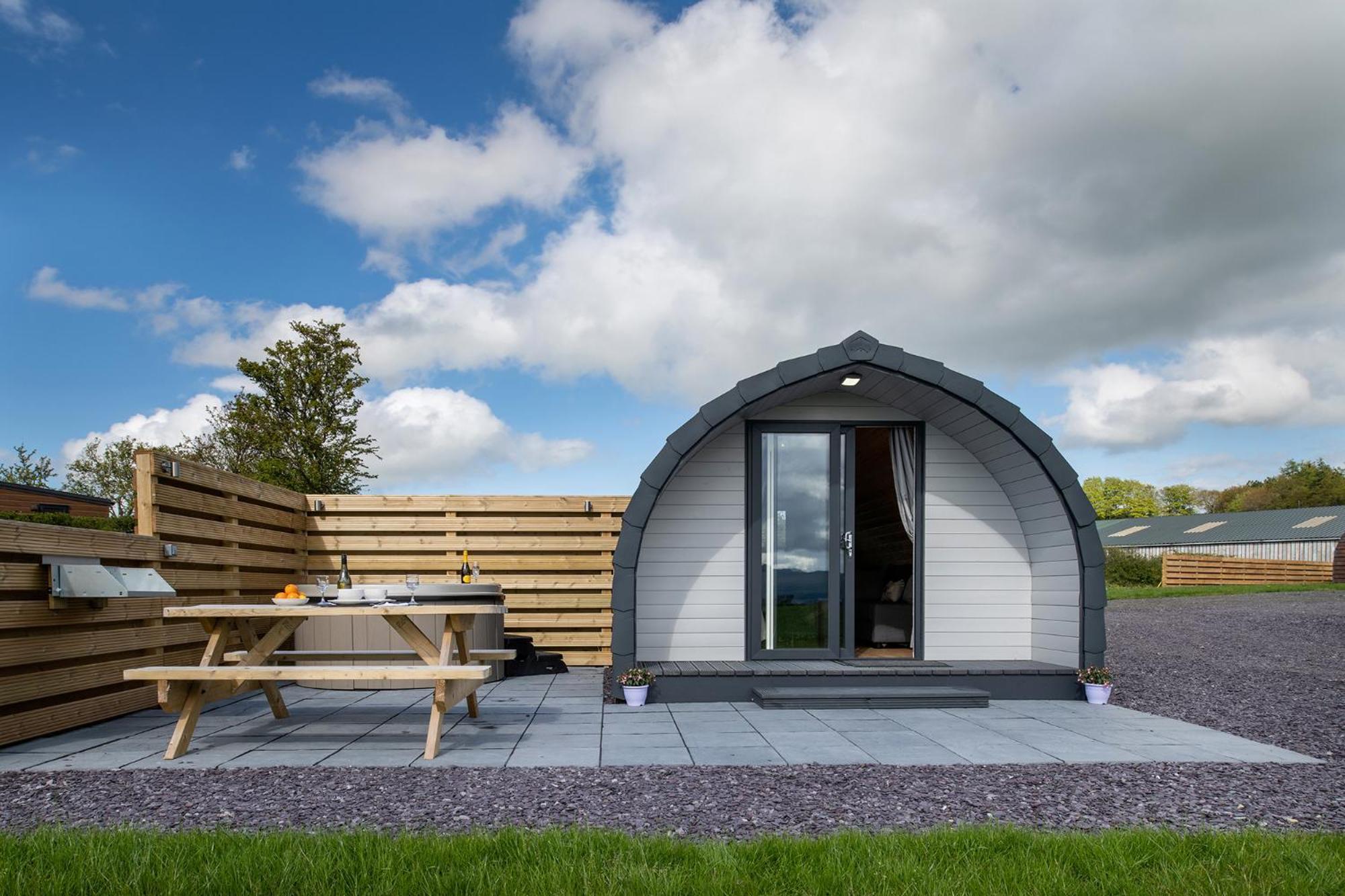 Waenfechan Glamping With Hot Tubs Colwyn Bay Exterior foto